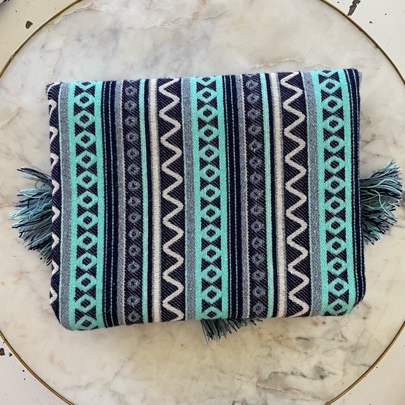 Mudpie brand clutch - Picture 2 of 6